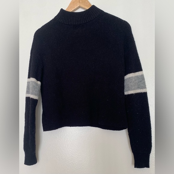 J and J mock neck sweater - black and white color blocking - size S - Picture 10 of 14